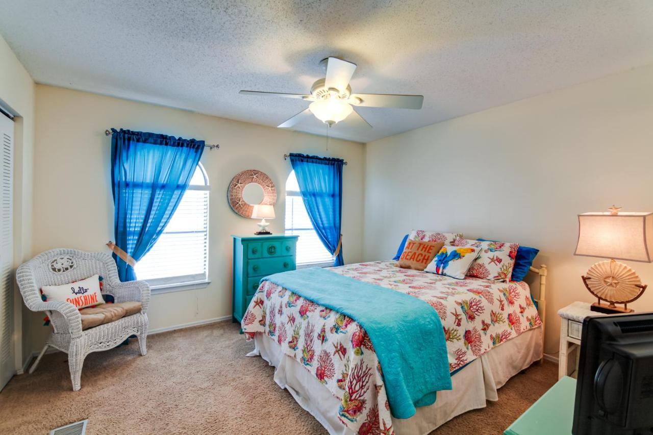 Destin Townhome With Balcony - Walk To The Beach! Экстерьер фото